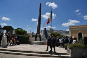 DSC_2735-300x200 CERIMONIA DI BENEDIZIONE E CONSEGNA DEL LABARO/15° ANNIVERSARIO DI FONDAZIONE  era il 13 ottobre 2017